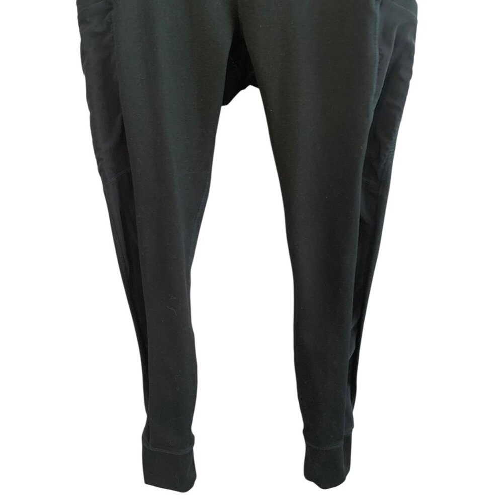 FABLETICS Solid Black High-Rise Side Pocket Mesh … - image 6